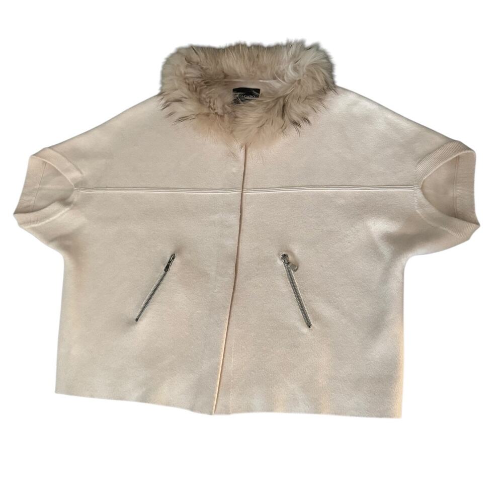 Dolce Cabo Cream Cape with Faux Fur Trim - Picture 3 of 15